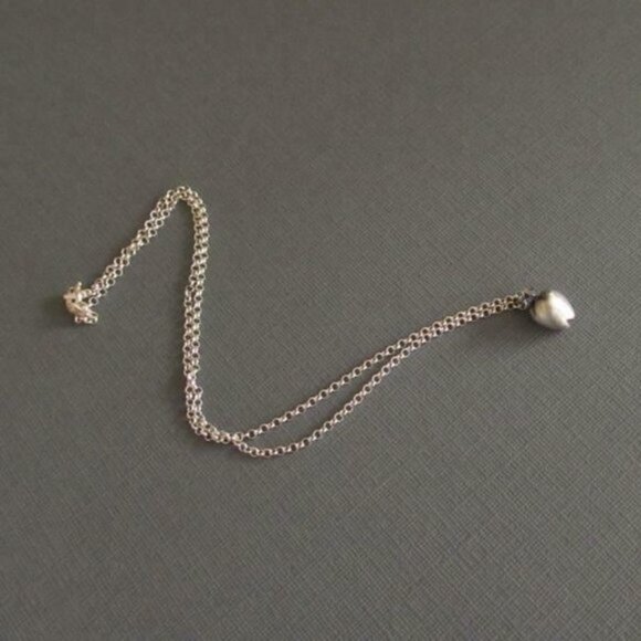 Apple Charm With Chain - Picture 6 of 6